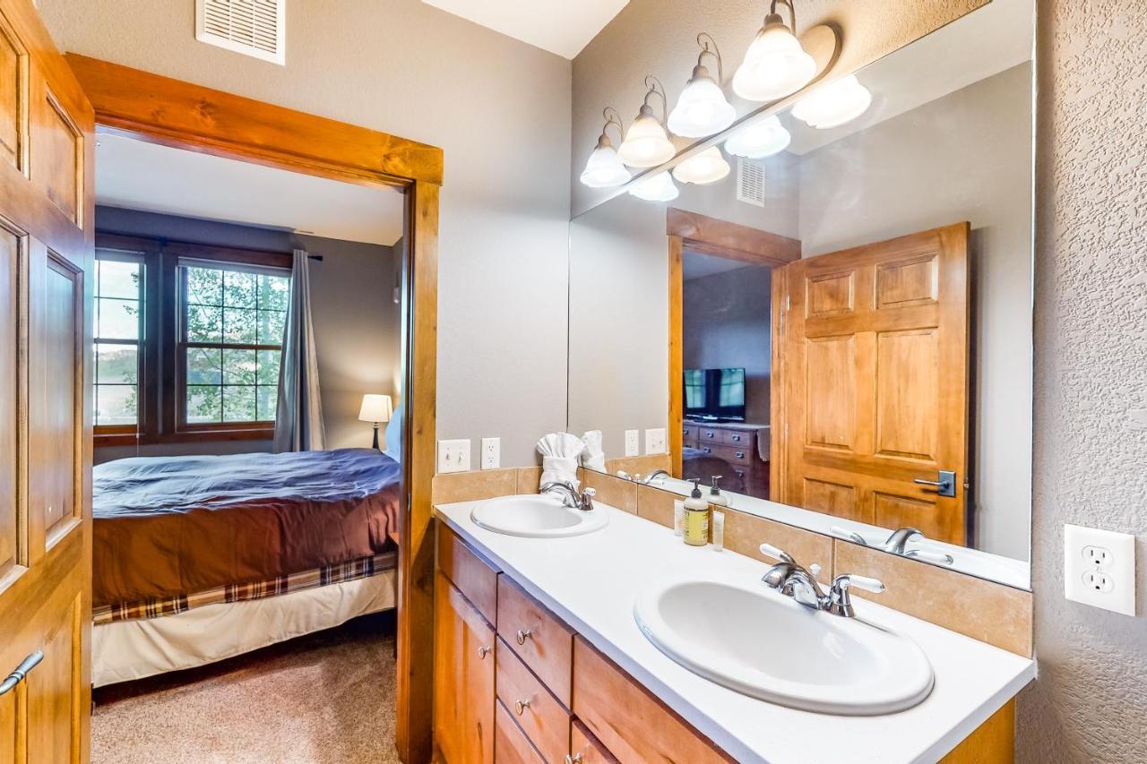 Kicking Horse Lodges 3-202 Granby Bagian luar foto