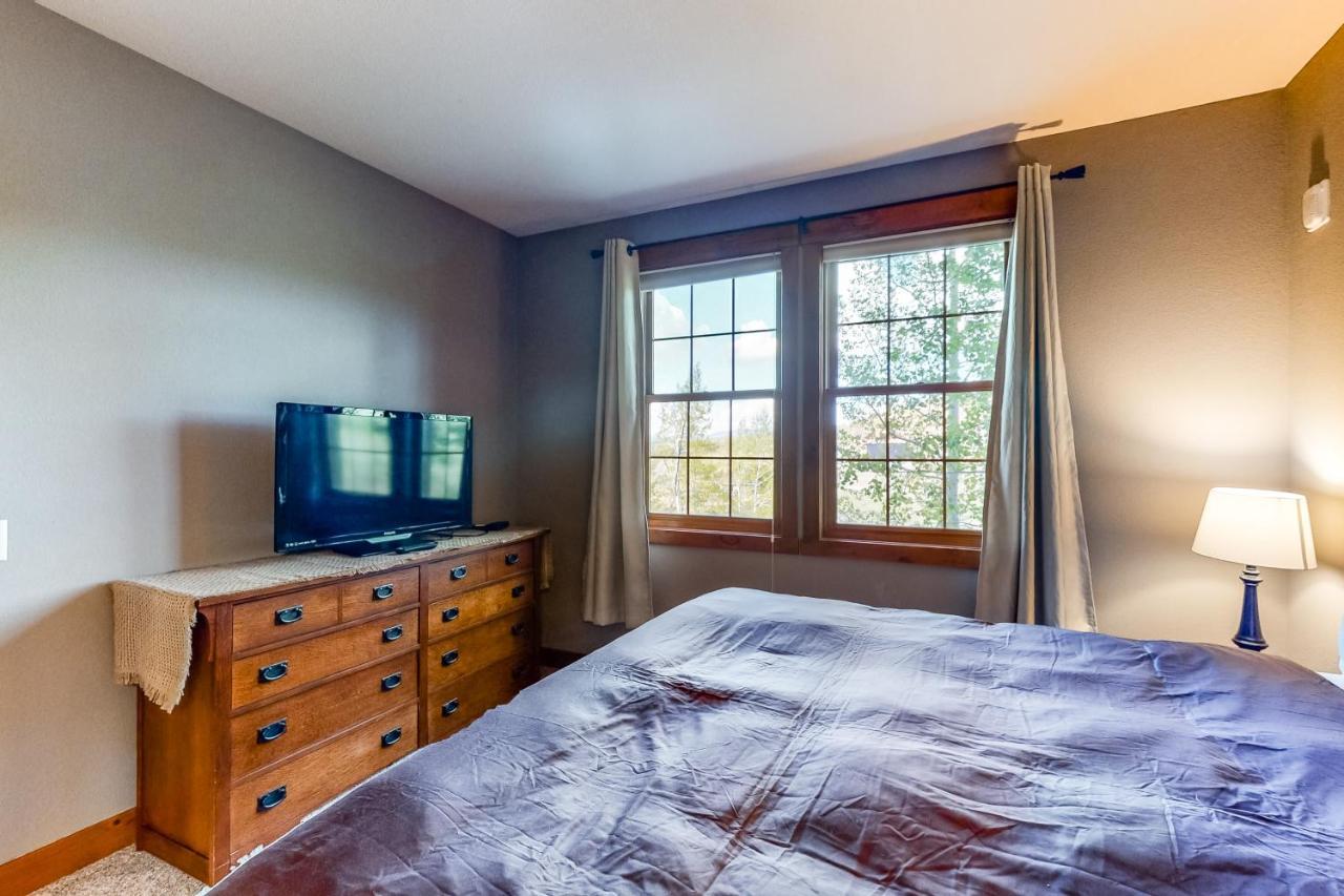 Kicking Horse Lodges 3-202 Granby Bagian luar foto
